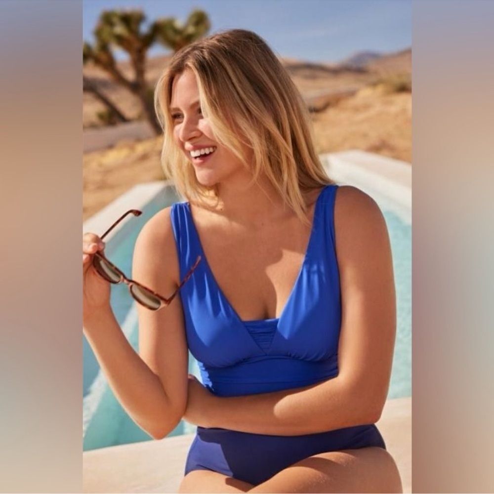 Land's End Plus Regular 1 Piece Swimsuit Grecian blue ombre soft cup slender Var - Picture 7 of 7